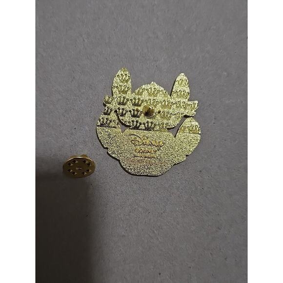 Loungefly Disney Lilo and Stitch Pastel Pumpkin Blacklight Pin Halloween - Picture 2 of 5